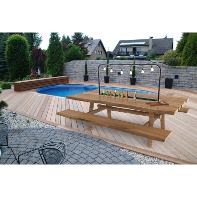 Table d'extérieur en bois massif