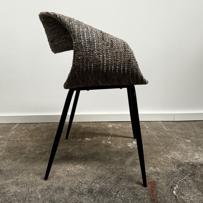 Pieds fins en acier thermolaqué noir chaise design Pieds fins en acier thermolaqué noir chaise design