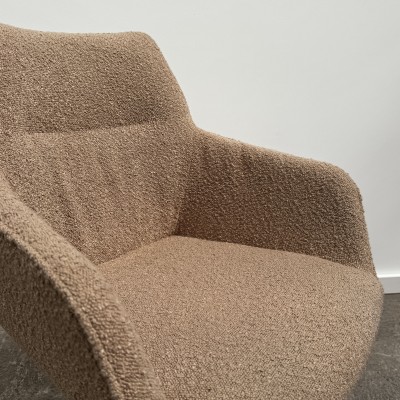 Chaise pivotante haut de gamme bouclette beige Chaise pivotante haut de gamme bouclette beige