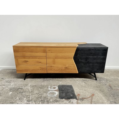 Enfilade YAKI – Design d’exception en chêne massif et finition Shou Sugi Ban